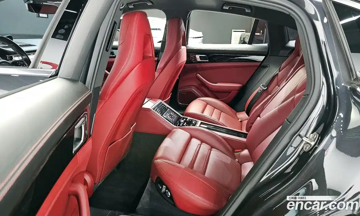 Porsche Panamera 2018 2.9 Автомат в Москве № 165693, фото 12