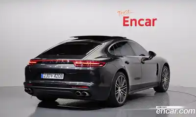 Porsche Panamera 2018 2.9 Автомат в Москве № 165693, миниатюра 2