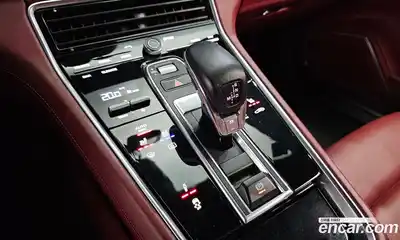 Porsche Panamera 2018 2.9 Автомат в Москве № 165693, миниатюра 9