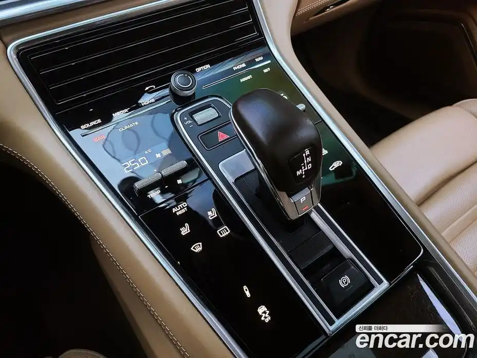 Porsche Panamera 2018 3.0 Автомат в Москве № 165910, фото 13