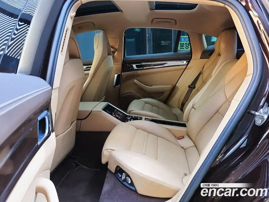 Porsche Panamera 2018 3.0 Автомат в Москве № 165910, фото 15