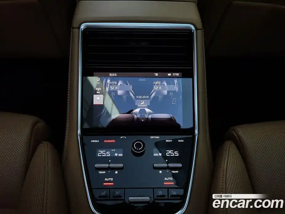 Porsche Panamera 2018 3.0 Автомат в Москве № 165910, фото 16