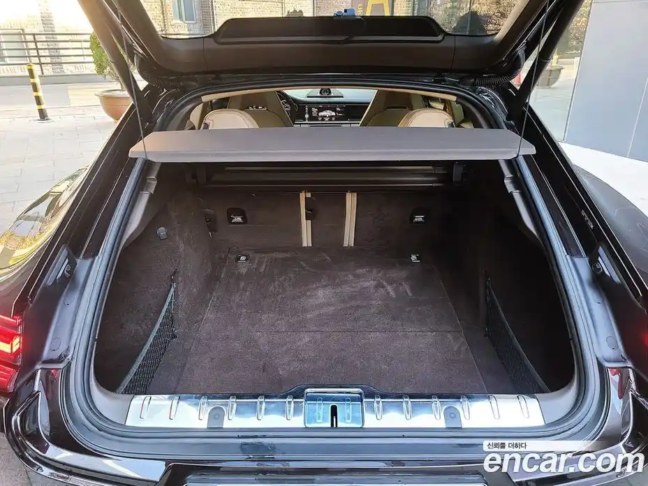 Porsche Panamera 2018 3.0 Автомат в Москве № 165910, фото 18