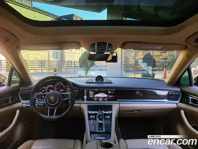 Porsche Panamera 2018 3.0 Автомат в Москве № 165910, миниатюра 5