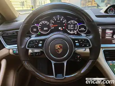 Porsche Panamera 2018 3.0 Автомат в Москве № 165910, миниатюра 7