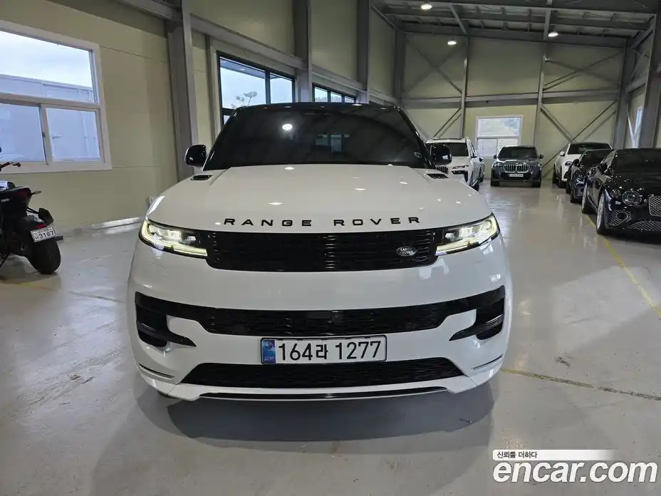 Land Rover Range-Rover Sport 2025 3.0 Автомат в Москве № 165927, фото 3