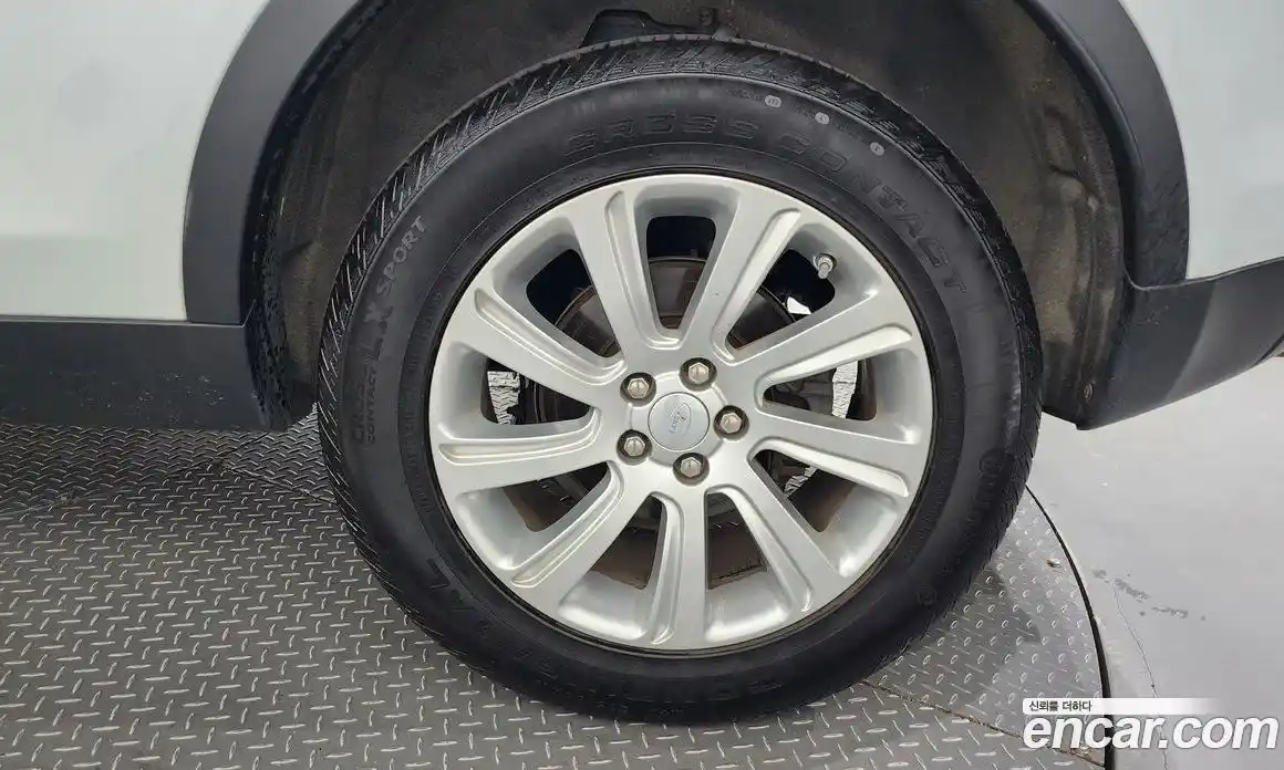 Land Rover Discovery Sport 2016 2.0 Автомат в Москве № 166458, фото 6