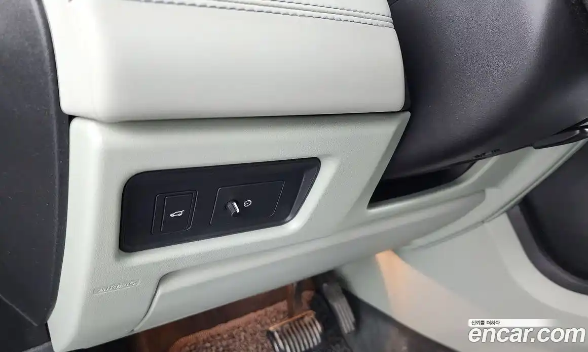 Land Rover Discovery Sport 2016 2.0 Автомат в Москве № 166458, фото 8