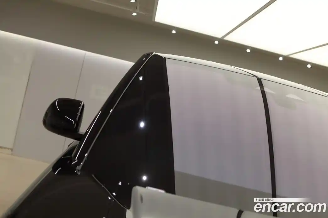 Land Rover Range-Rover 2023 4.4 Автомат в Москве № 166760, фото 11