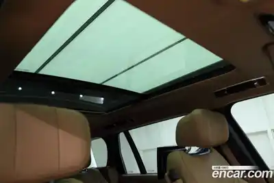 Land Rover Range-Rover 2023 4.4 Автомат в Москве № 166760, миниатюра 12