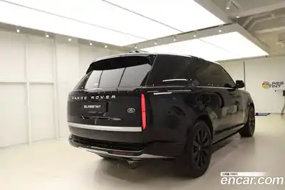 Land Rover Range-Rover 2023 4.4 Автомат в Москве № 166760, миниатюра 4
