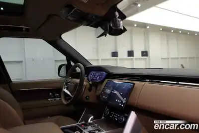 Land Rover Range-Rover 2023 4.4 Автомат в Москве № 166760, миниатюра 10