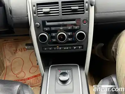 Land Rover Discovery Sport 2017 2.0 Автомат в Москве № 166839, миниатюра 11