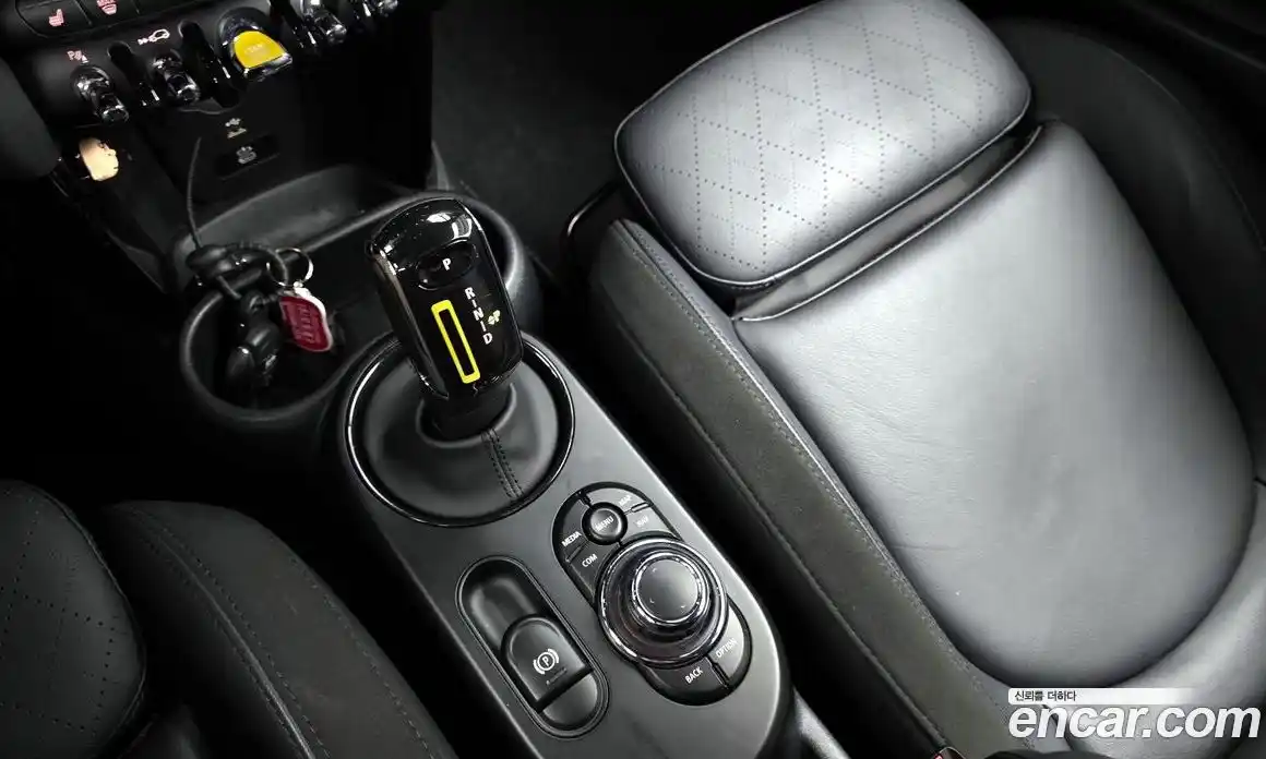 Mini Cooper 2024 Автомат в Москве № 167066, фото 14