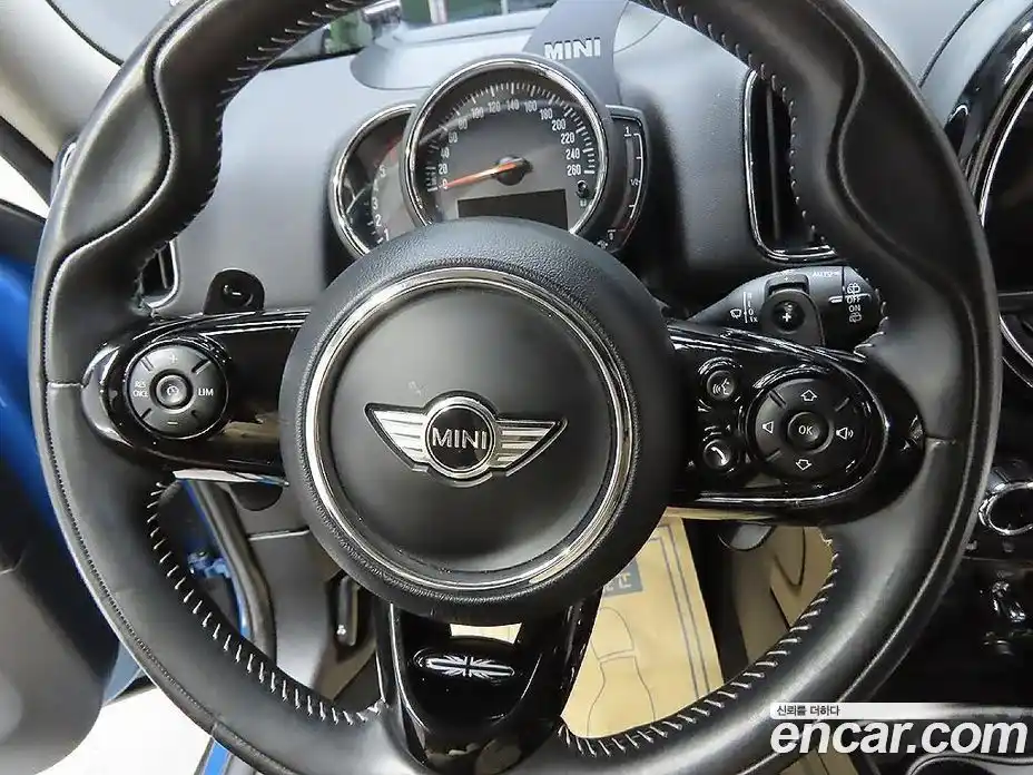 Mini Countryman 2018 2.0 Автомат в Москве № 167491, фото 14