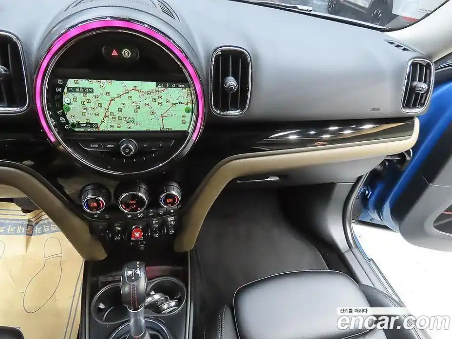 Mini Countryman 2018 2.0 Автомат в Москве № 167491, фото 15