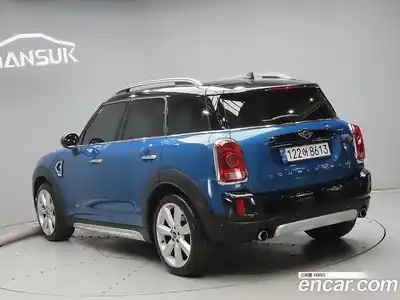 Mini Countryman 2018 2.0 Автомат в Москве № 167491, миниатюра 3
