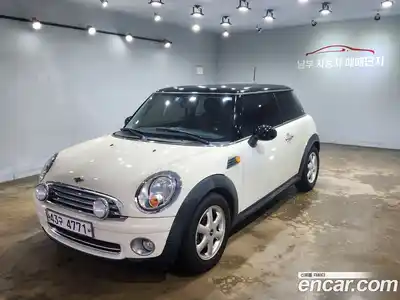 Mini Cooper, 2010