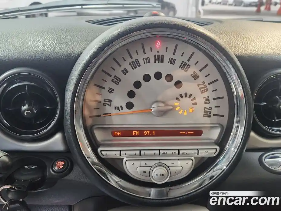 Mini Cooper 2010 1.6 Автомат в Москве № 167510, фото 10