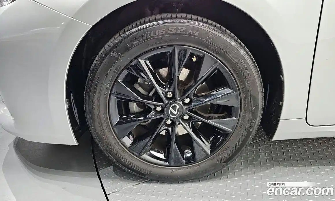 Lexus ES 2013 2.5 Автомат в Москве № 168127, фото 17