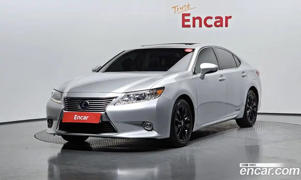 Lexus ES 2013 2.5 Автомат в Москве № 168127, фото 5