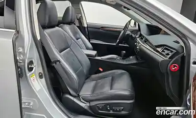 Lexus ES 2013 2.5 Автомат в Москве № 168127, миниатюра 9