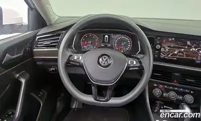 Volkswagen Jetta, 2020