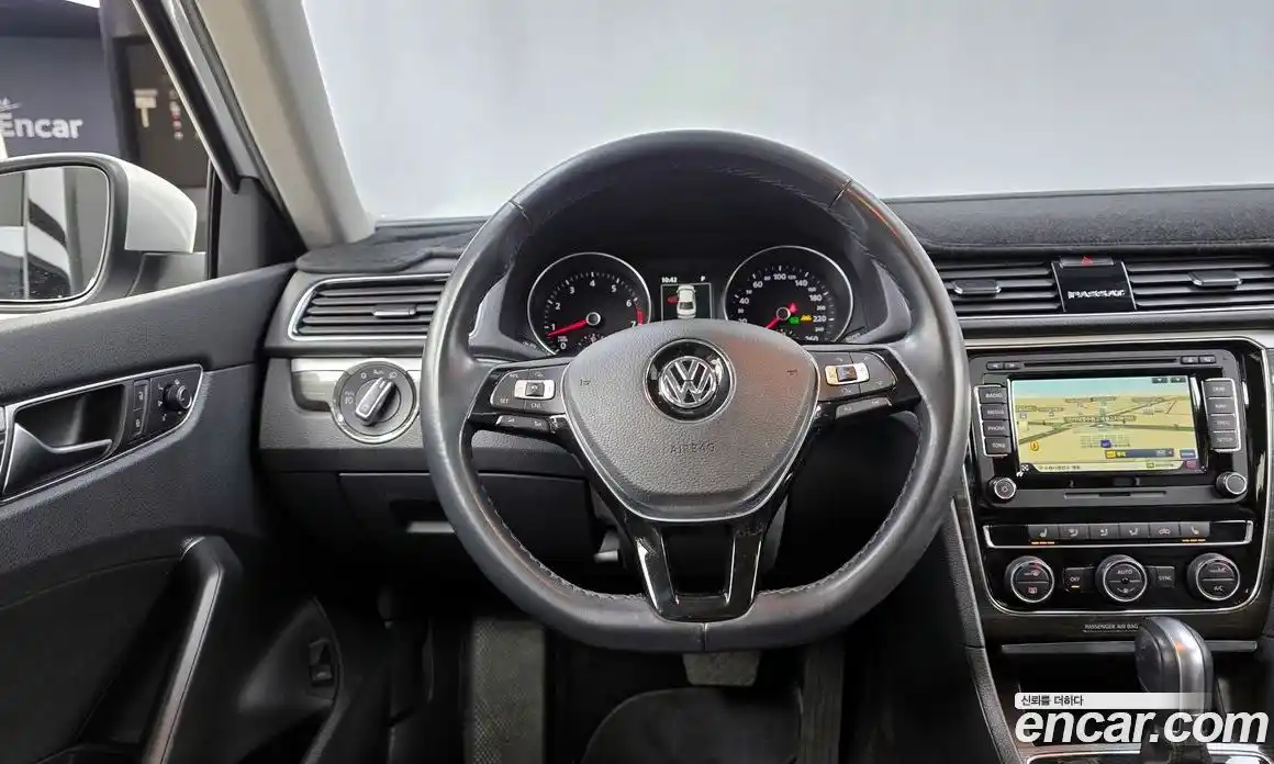 Volkswagen Passat 2018 2.0 Автомат в Москве № 168866, фото 13