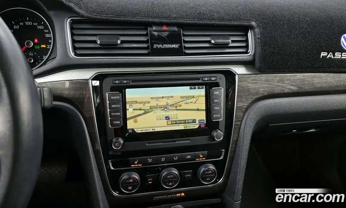 Volkswagen Passat 2018 2.0 Автомат в Москве № 168866, фото 14