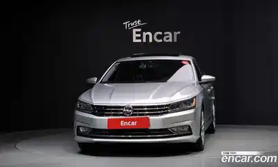 Volkswagen Passat 2018 2.0 Автомат в Москве № 168866, миниатюра 3