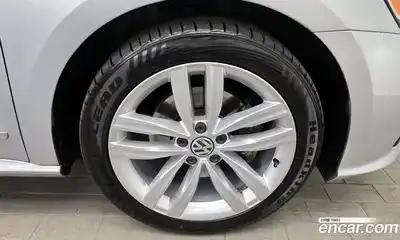 Volkswagen Passat 2018 2.0 Автомат в Москве № 168866, миниатюра 5