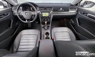 Volkswagen Passat 2018 2.0 Автомат в Москве № 168866, миниатюра 7