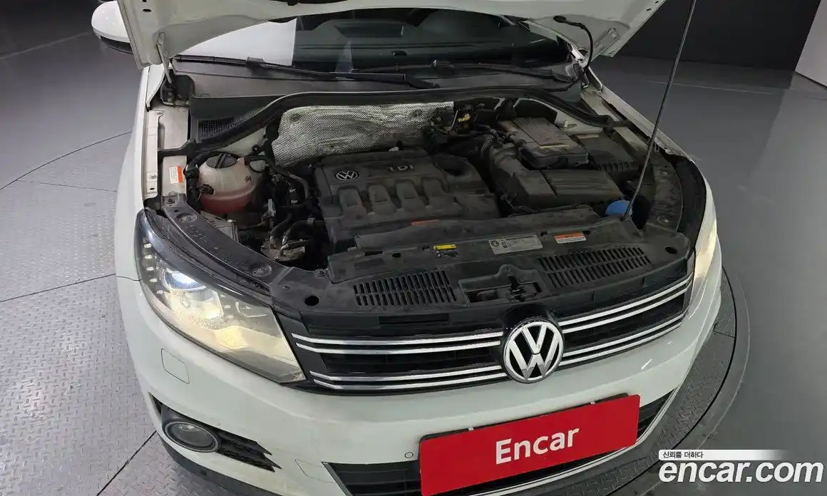 Volkswagen Tiguan 2016 2.0 Автомат в Москве № 169098, фото 15