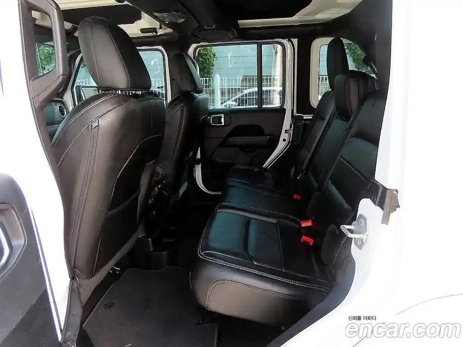 Jeep Wrangler 2021 2.0 Автомат в Москве № 170003, фото 17