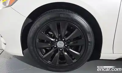 Honda Accord 2019 1.5 Автомат в Москве № 170573, миниатюра 3