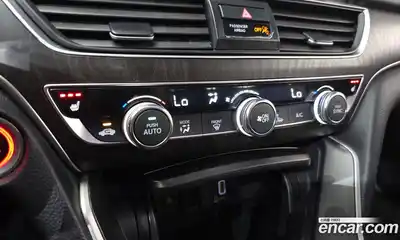 Honda Accord 2019 1.5 Автомат в Москве № 170573, миниатюра 6