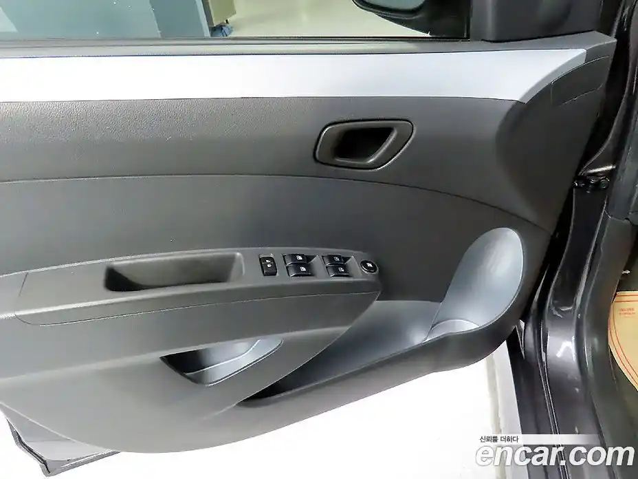 Chevrolet Spark 2014 1.0 Автомат в Москве № 171681, фото 14