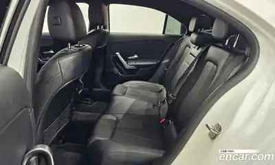 Mercedes-Benz A-Class 2024 2.0 Автомат в Москве № 176319, миниатюра 3