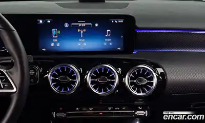 Mercedes-Benz A-Class 2024 2.0 Автомат в Москве № 176319, миниатюра 7