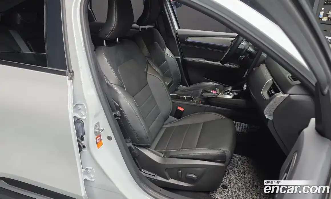 Renault Arkana 2025 1.6 Автомат в Москве № 176721, фото 12