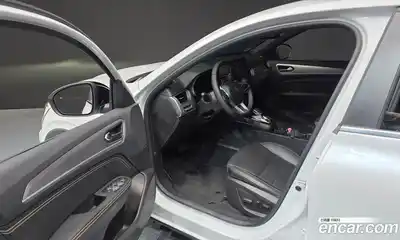 Renault Arkana 2025 1.6 Автомат в Москве № 176721, миниатюра 2