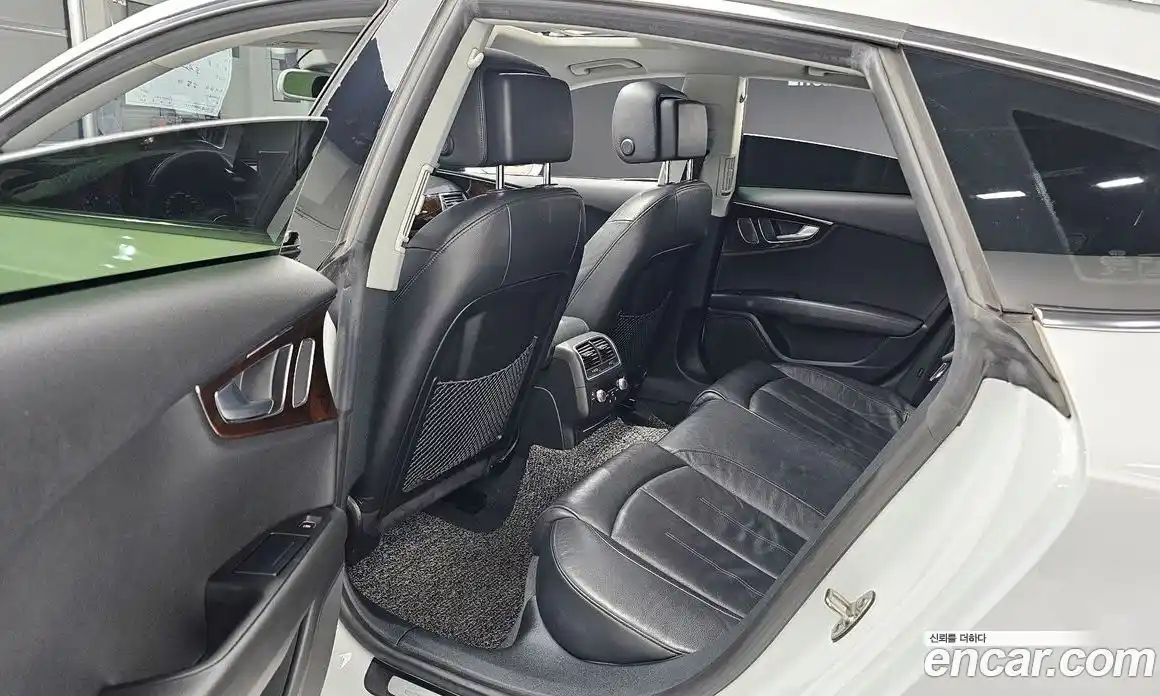 Audi A7 2015 3.0 Автомат в Москве № 179160, фото 9