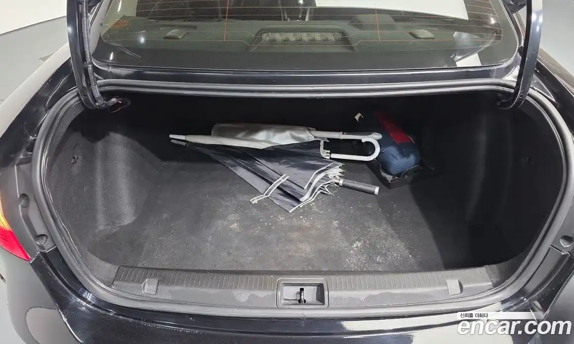 Renault SM3 2015 1.6 Автомат в Москве № 182721, фото 11