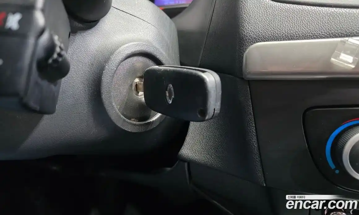 Renault SM3 2015 1.6 Автомат в Москве № 182721, фото 13