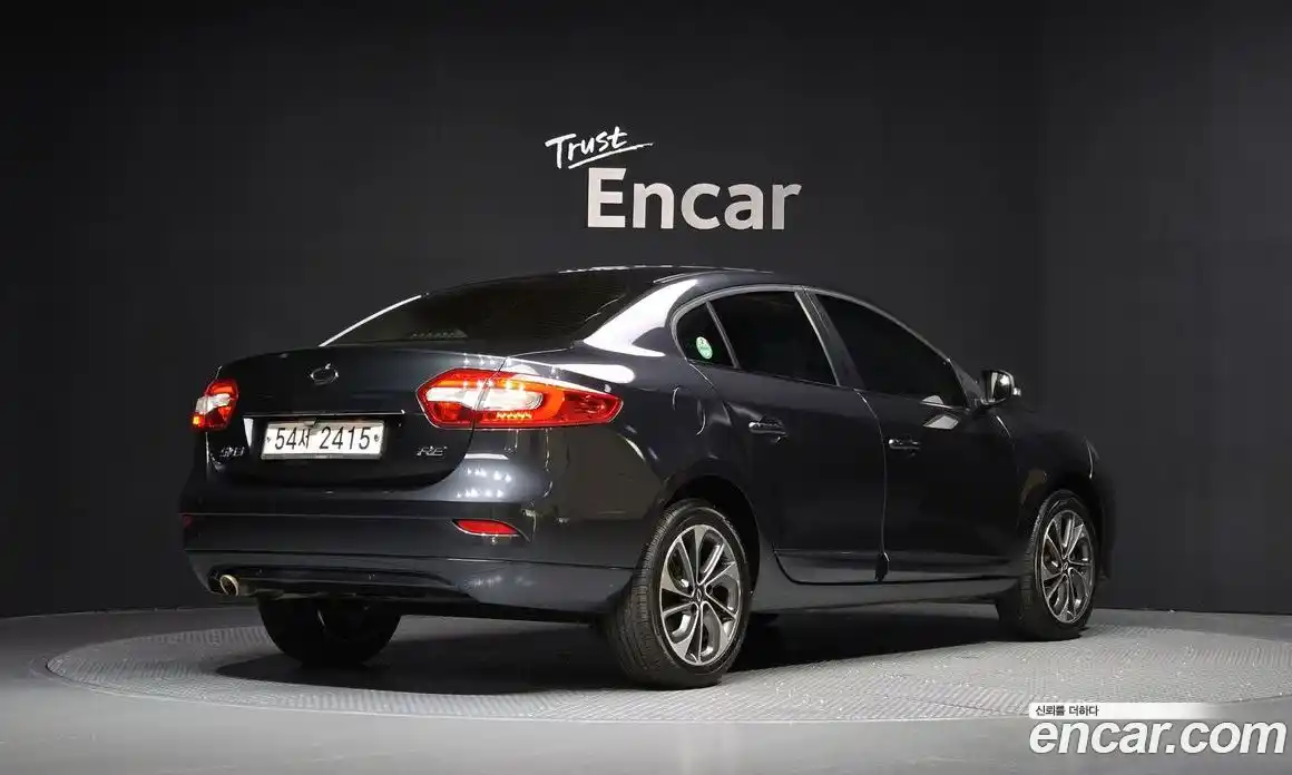 Renault SM3 2015 1.6 Автомат в Москве № 182762, фото 4