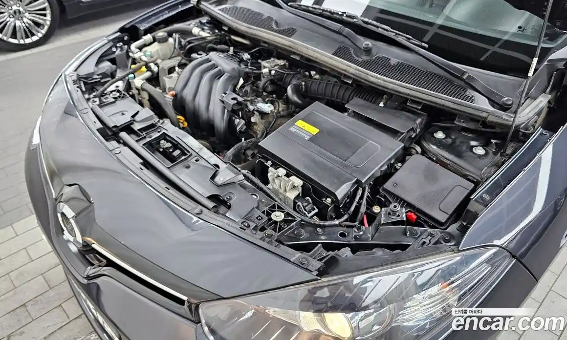 Renault SM3 2015 1.6 Автомат в Москве № 182762, фото 7