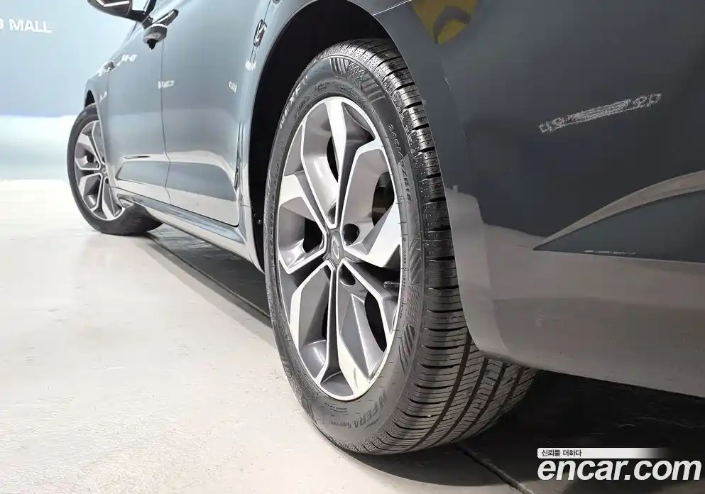 Renault SM6 2019 2.0 Автомат в Москве № 183677, фото 19