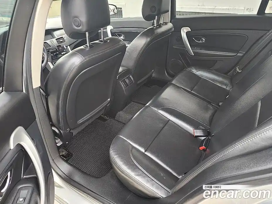 Renault SM5 2014 2.0 Автомат в Москве № 186451, фото 14