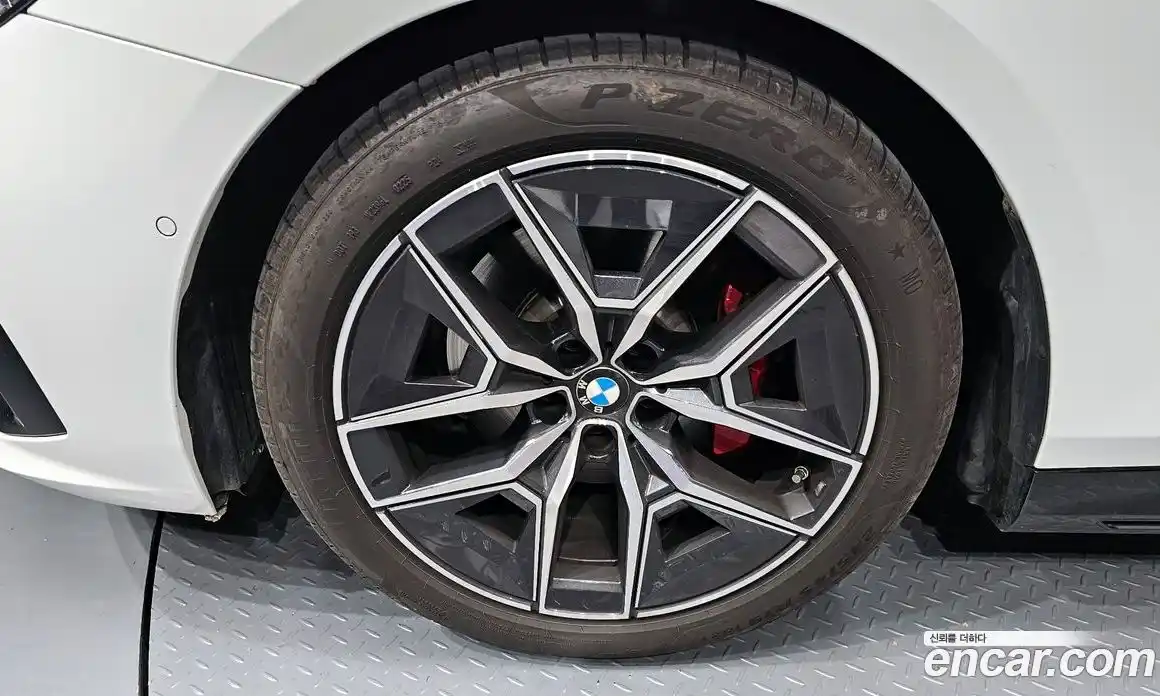 BMW 5-Series 2025 2.0 Автомат в Москве № 187116, фото 3