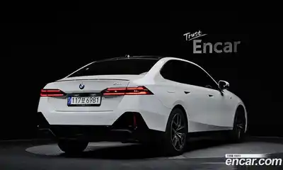 BMW 5-Series 2025 2.0 Автомат в Москве № 187116, миниатюра 10